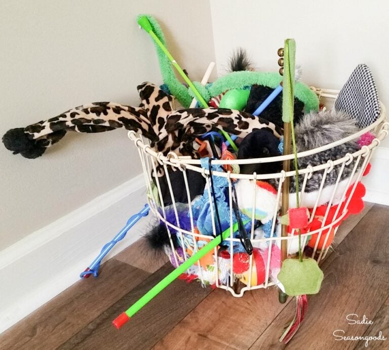 cat toy storage box