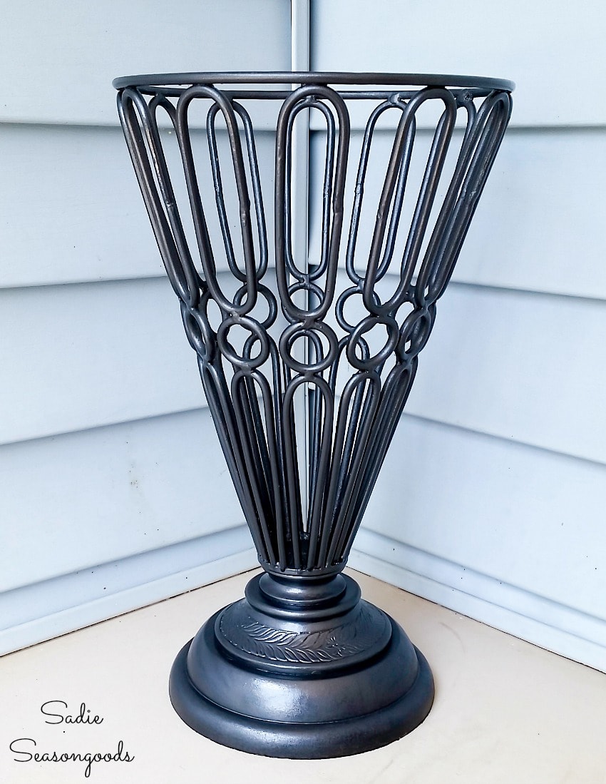 Cast Iron Umbrella Stand by Upcycling a Garden Urn