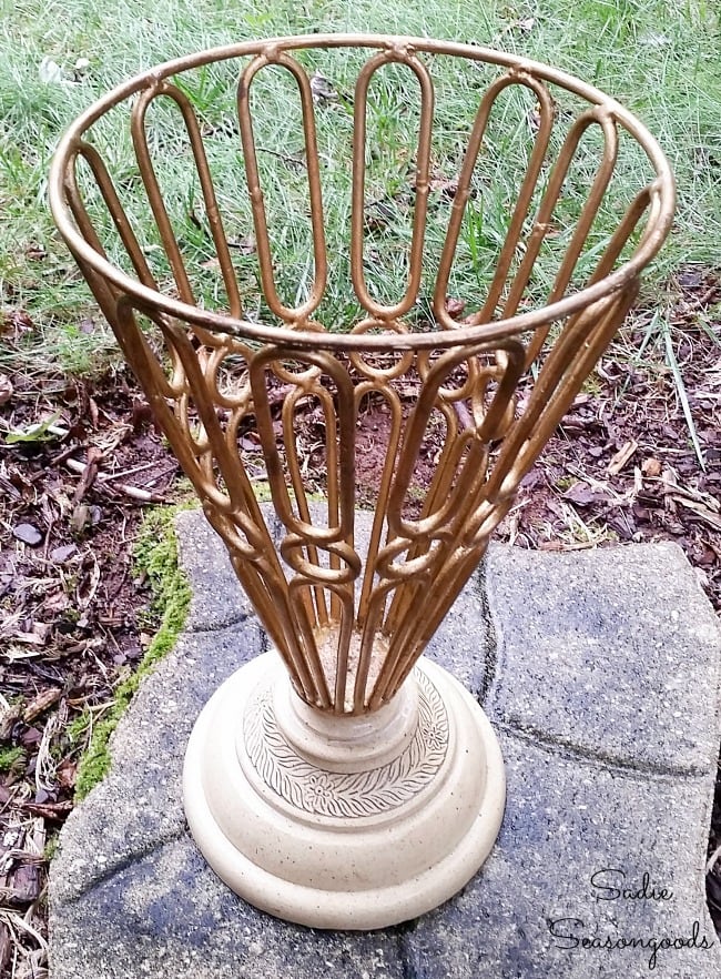 https://www.sadieseasongoods.com/wp-content/uploads/2015/08/preparing-a-garden-urn-to-become-a-cast-iron-umbrella-stand.jpg