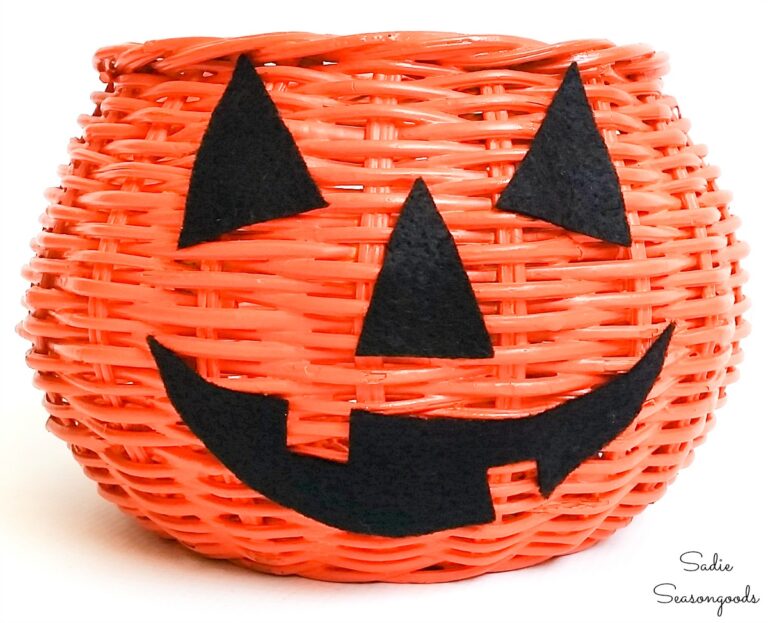 Halloween Candy Basket as an Easy DIY Jack-o-Lantern