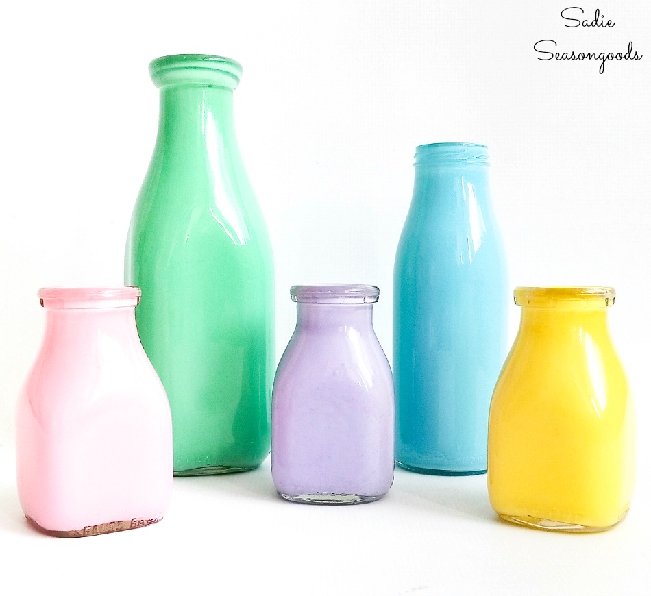 https://www.sadieseasongoods.com/wp-content/uploads/2019/04/Flower-decoration-at-home-with-vintage-milk-bottles-as-vases-with-milk-caps.jpg
