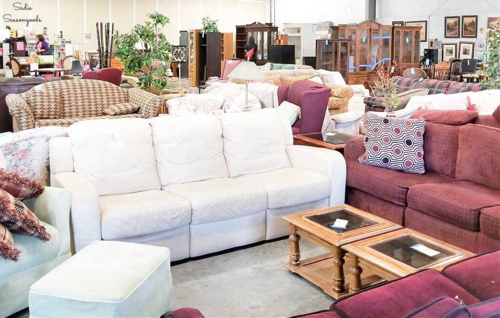 Antique and Thrift Stores in Franklin, TN- Let's Go Junkin'!