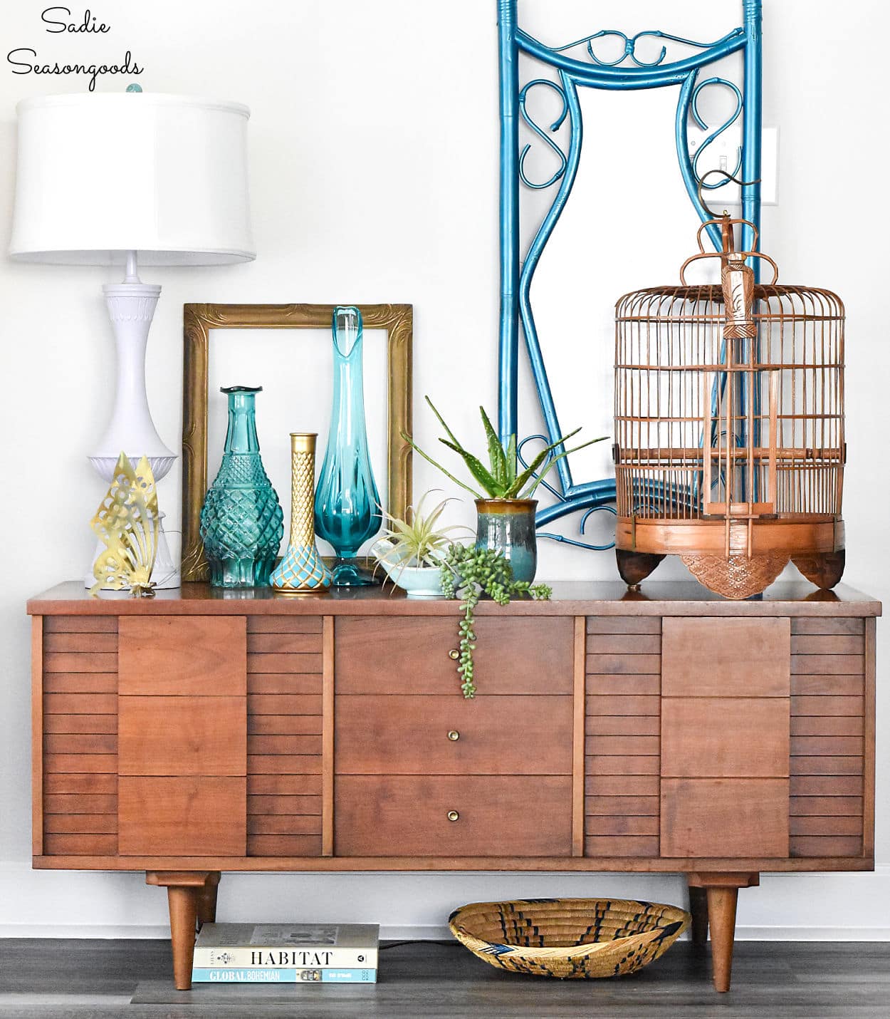 How to Decorate to Thrift the Look, Vintage Boho Style - Lora