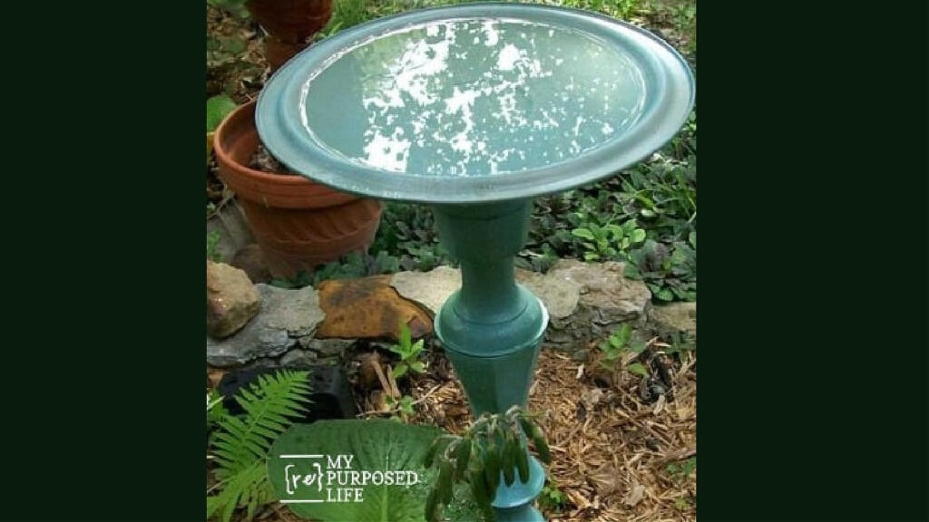 DIY And Upcycling Projects For Backyard Birds   Bird Bath By My Repurposed Life 1024x576 