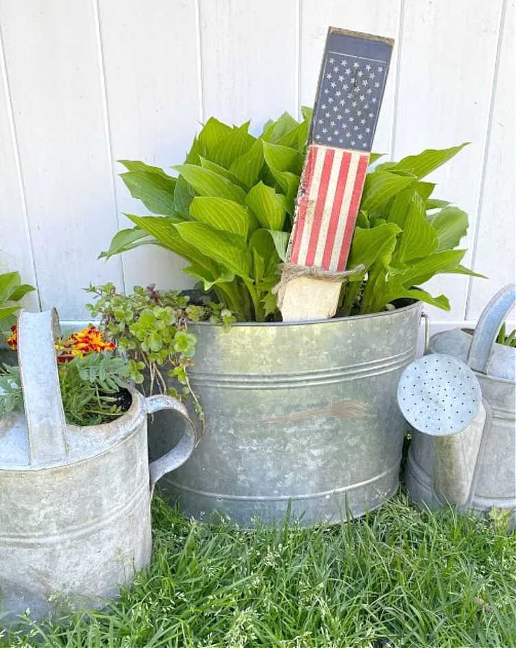 upcycle idea for fence picket