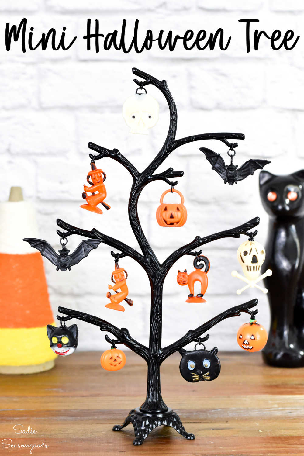 upcycled earring tree as a halloween tree