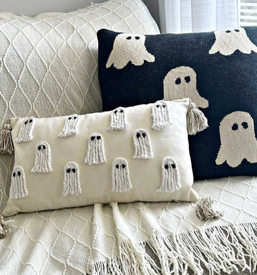 yarn ghost pillow