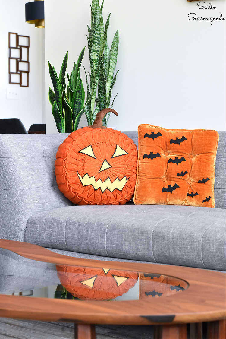 halloween throw pillows