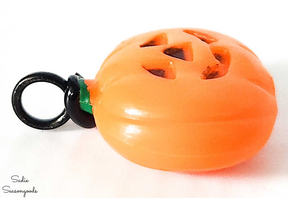 mini halloween ornament for a tabletop halloween tree