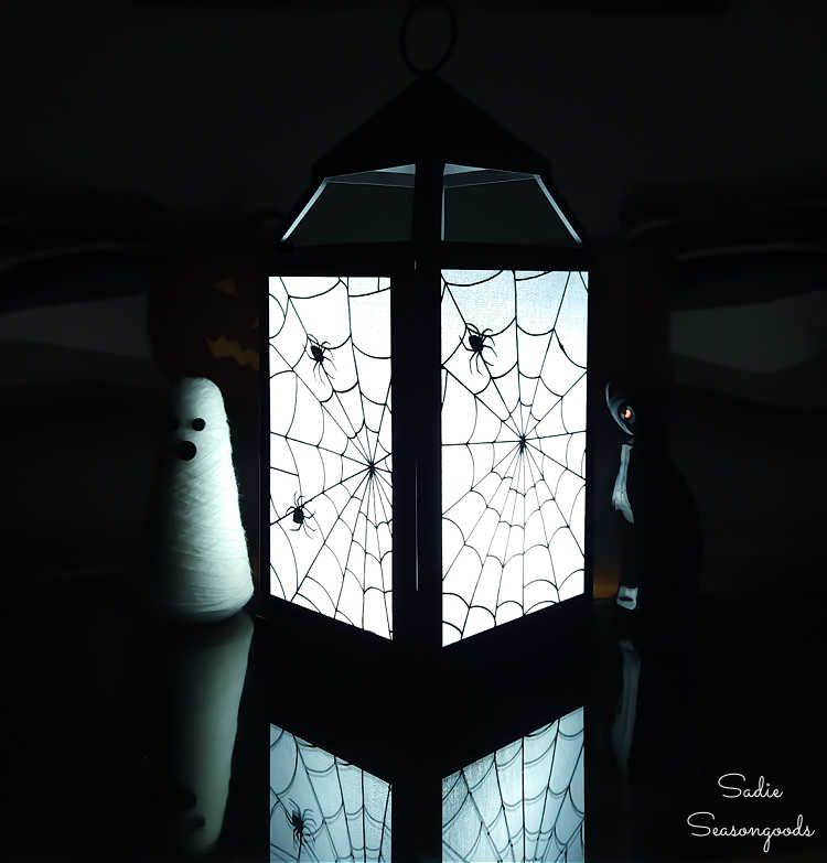 best light for a spooky lantern