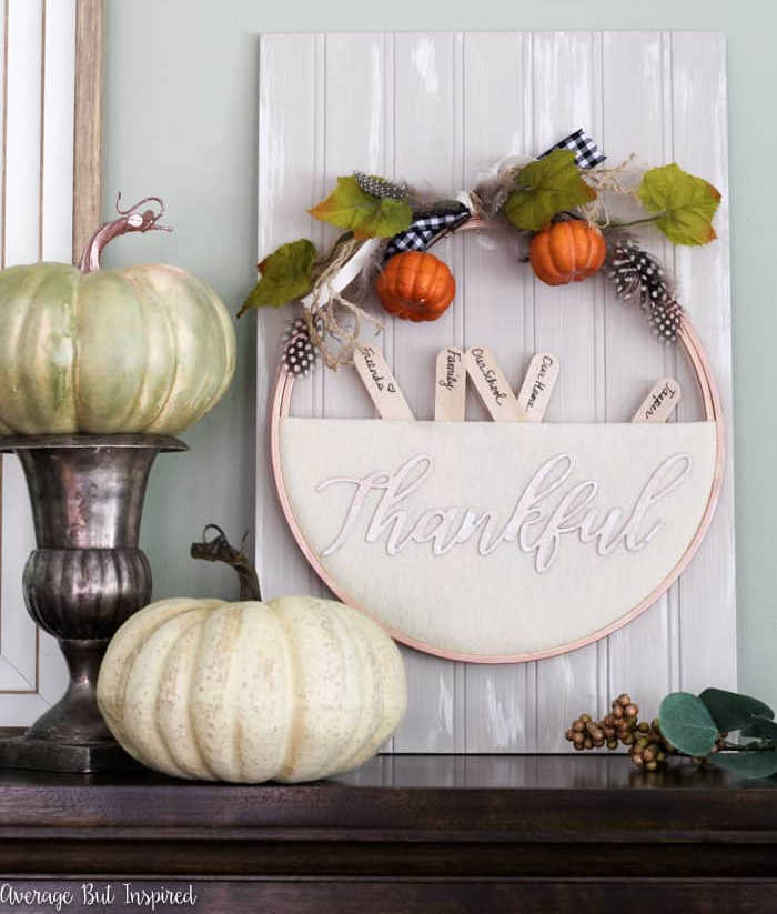 thanksgiving wreath and gratitude game