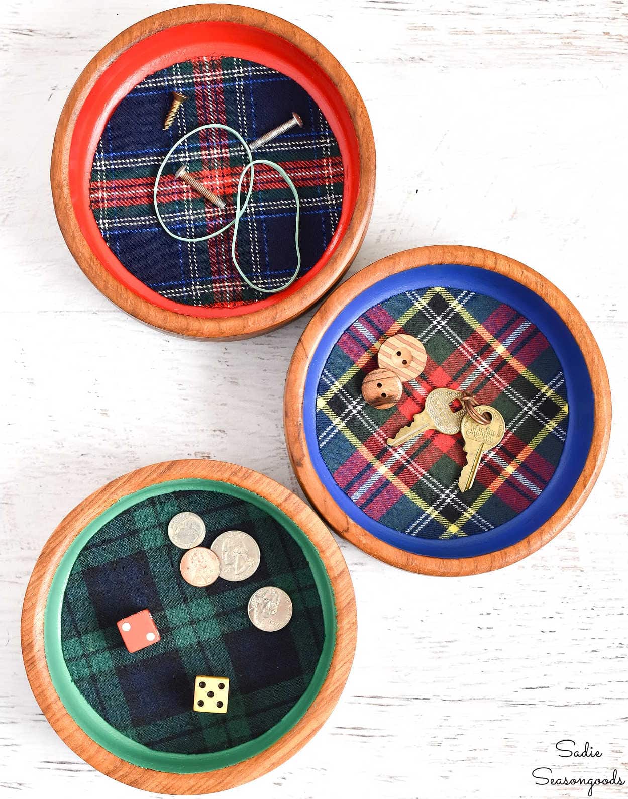 Flannel Craft with Wooden Salad Bowls